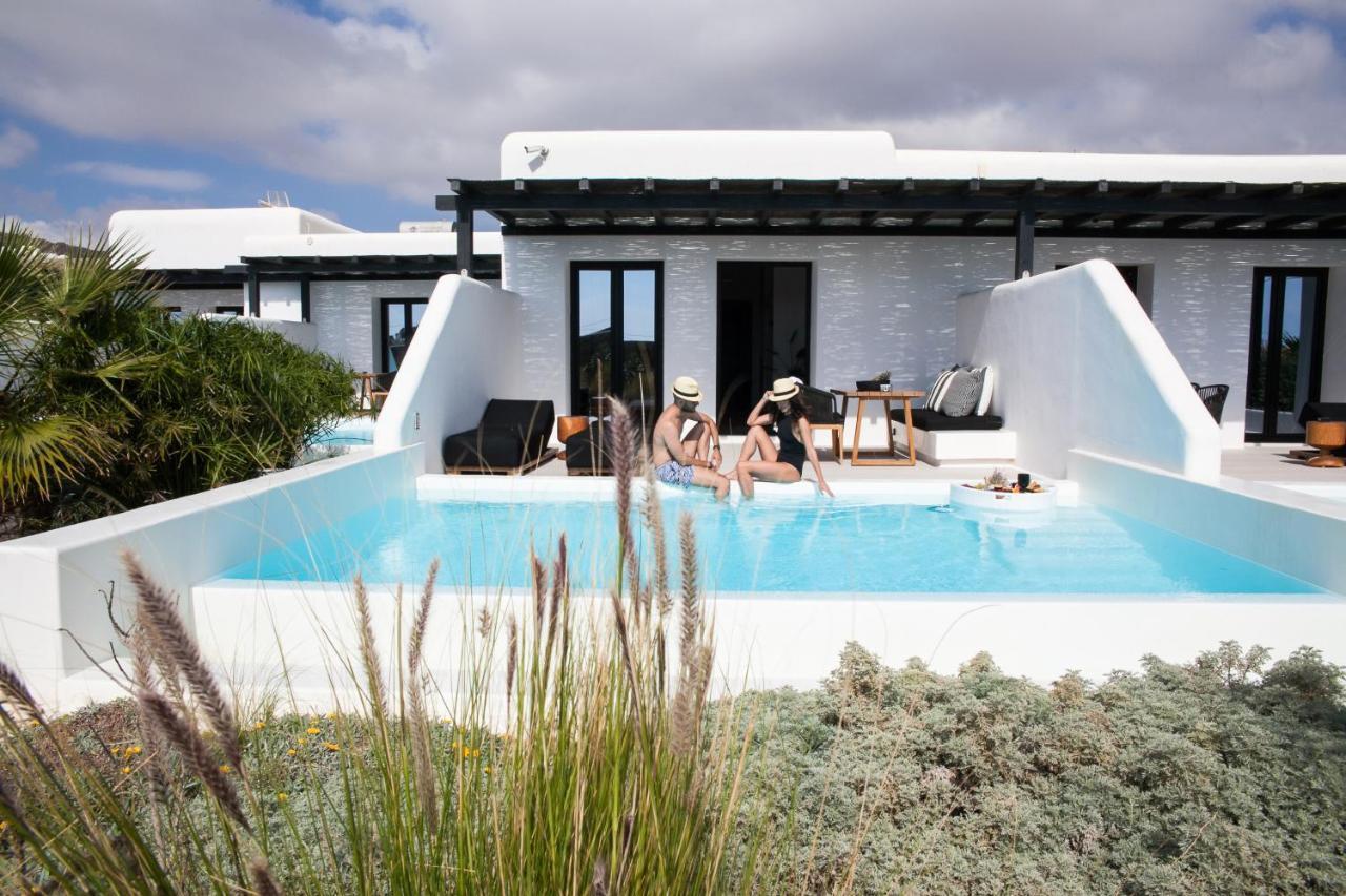 Agrari Bo Suites By Mykonos Rocks ภายนอก รูปภาพ