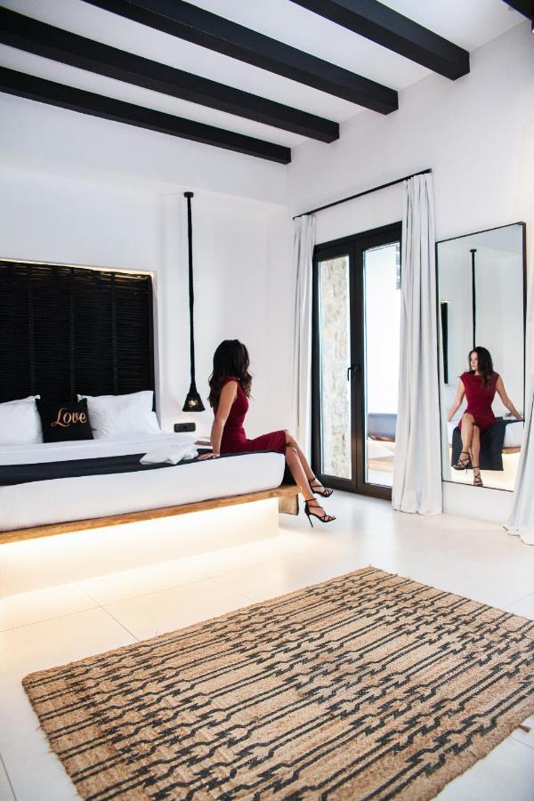 Agrari Bo Suites By Mykonos Rocks ภายนอก รูปภาพ