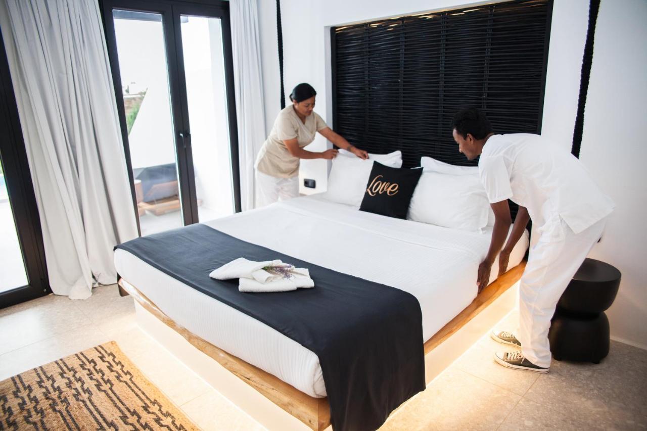 Agrari Bo Suites By Mykonos Rocks ภายนอก รูปภาพ
