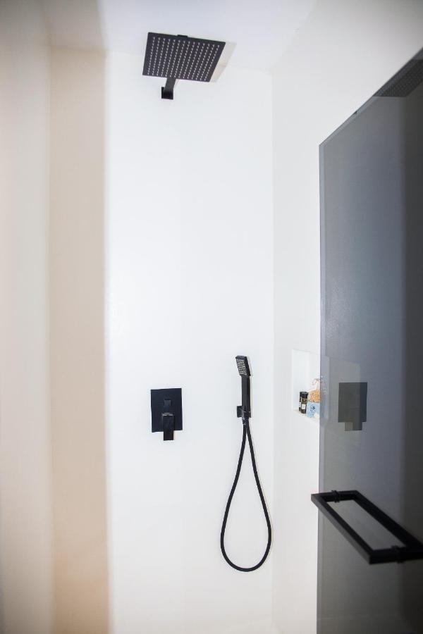 Agrari Bo Suites By Mykonos Rocks ภายนอก รูปภาพ