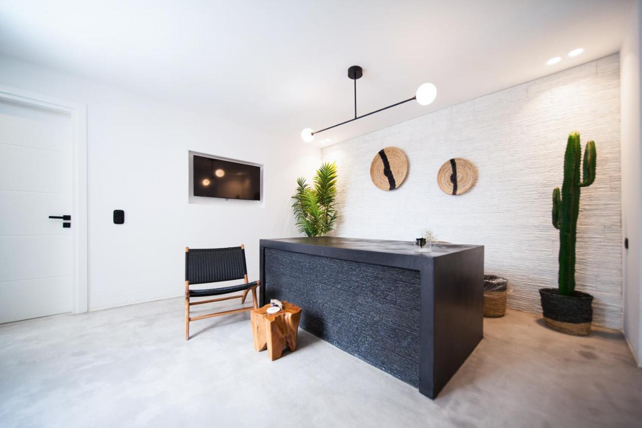 Agrari Bo Suites By Mykonos Rocks ภายนอก รูปภาพ