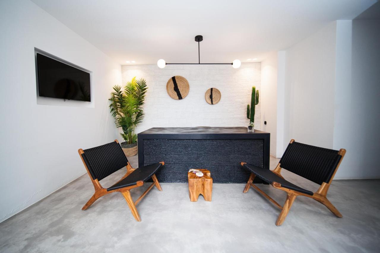 Agrari Bo Suites By Mykonos Rocks ภายนอก รูปภาพ