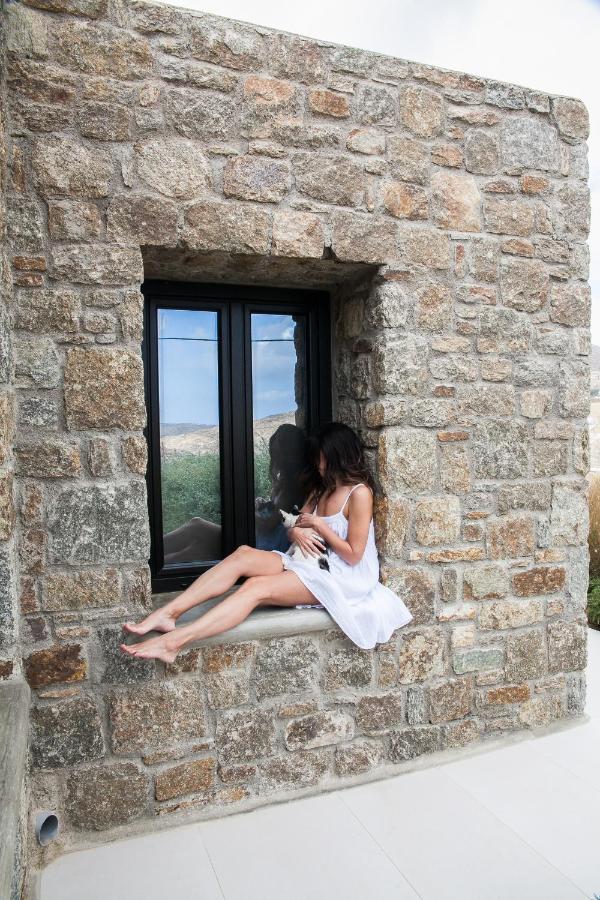 Agrari Bo Suites By Mykonos Rocks ภายนอก รูปภาพ